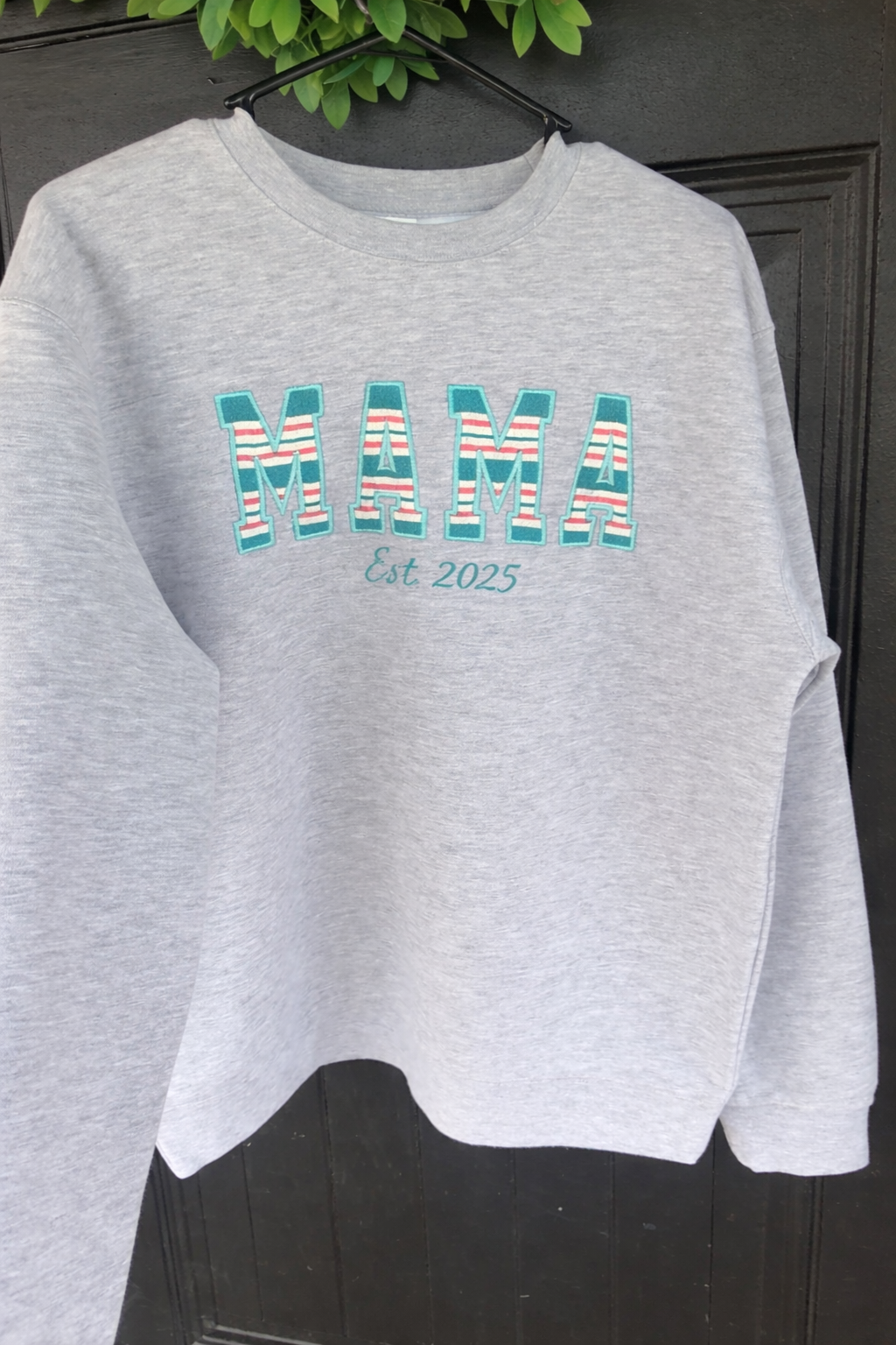 MAMA crewneck (Newborn baby blanket)